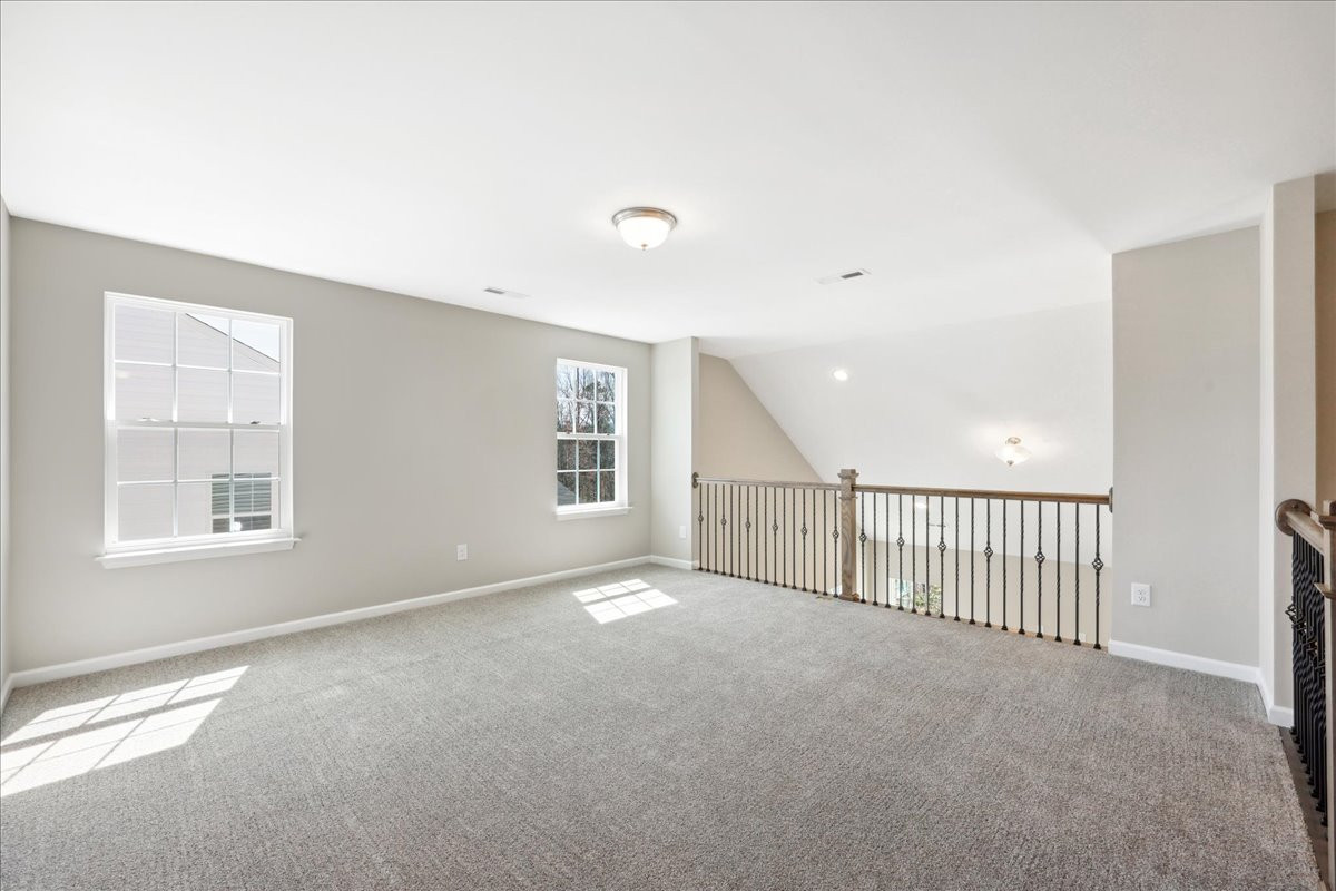 https://assets.windsorhomes.us/img/CCK_lot14_Richmond_elvA_4115_Stallion_St_loft.jpg