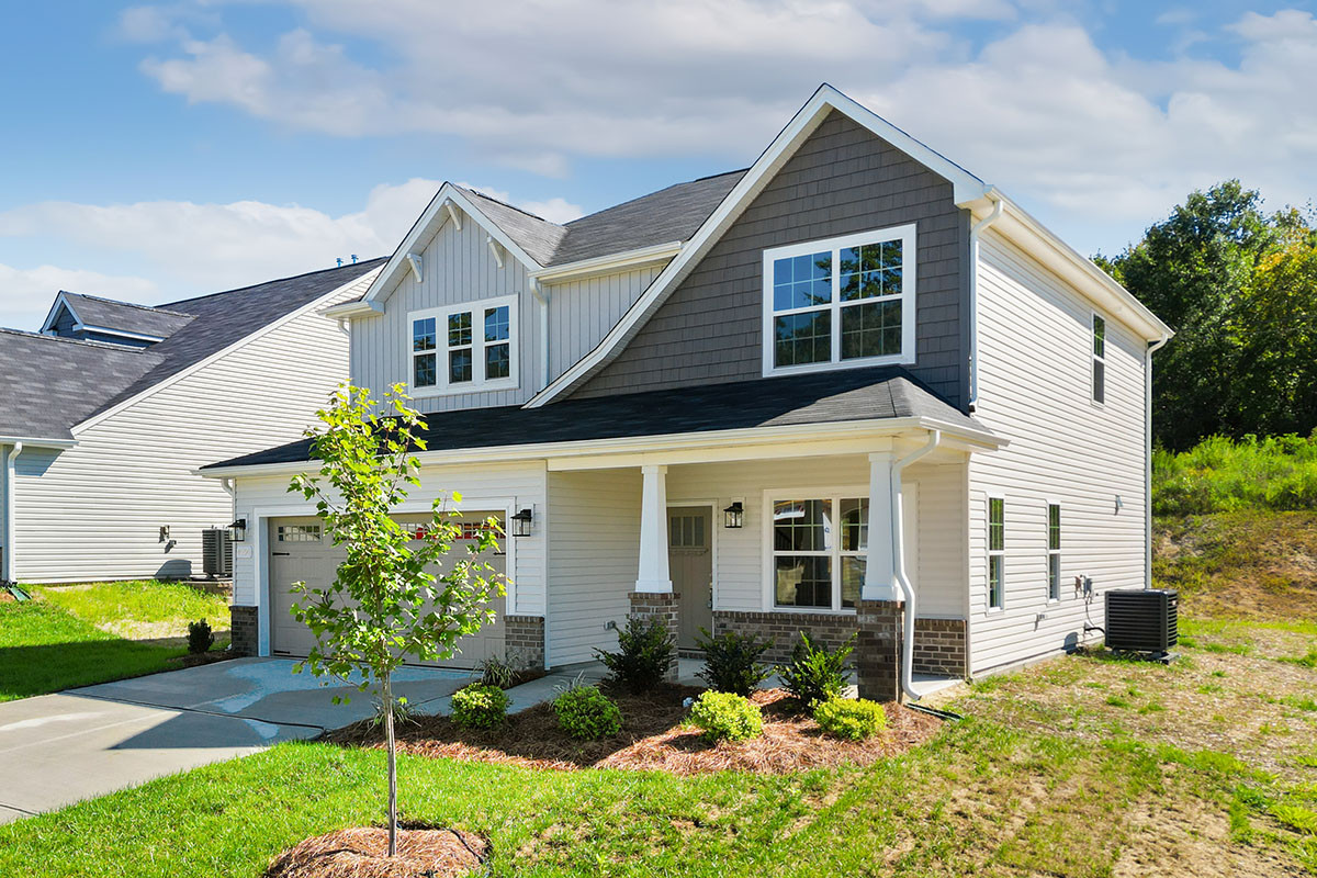 https://assets.windsorhomes.us/img/CCK_lot74_Cameron_elvD_4090_Stallion_St_exterior_front_side.jpg