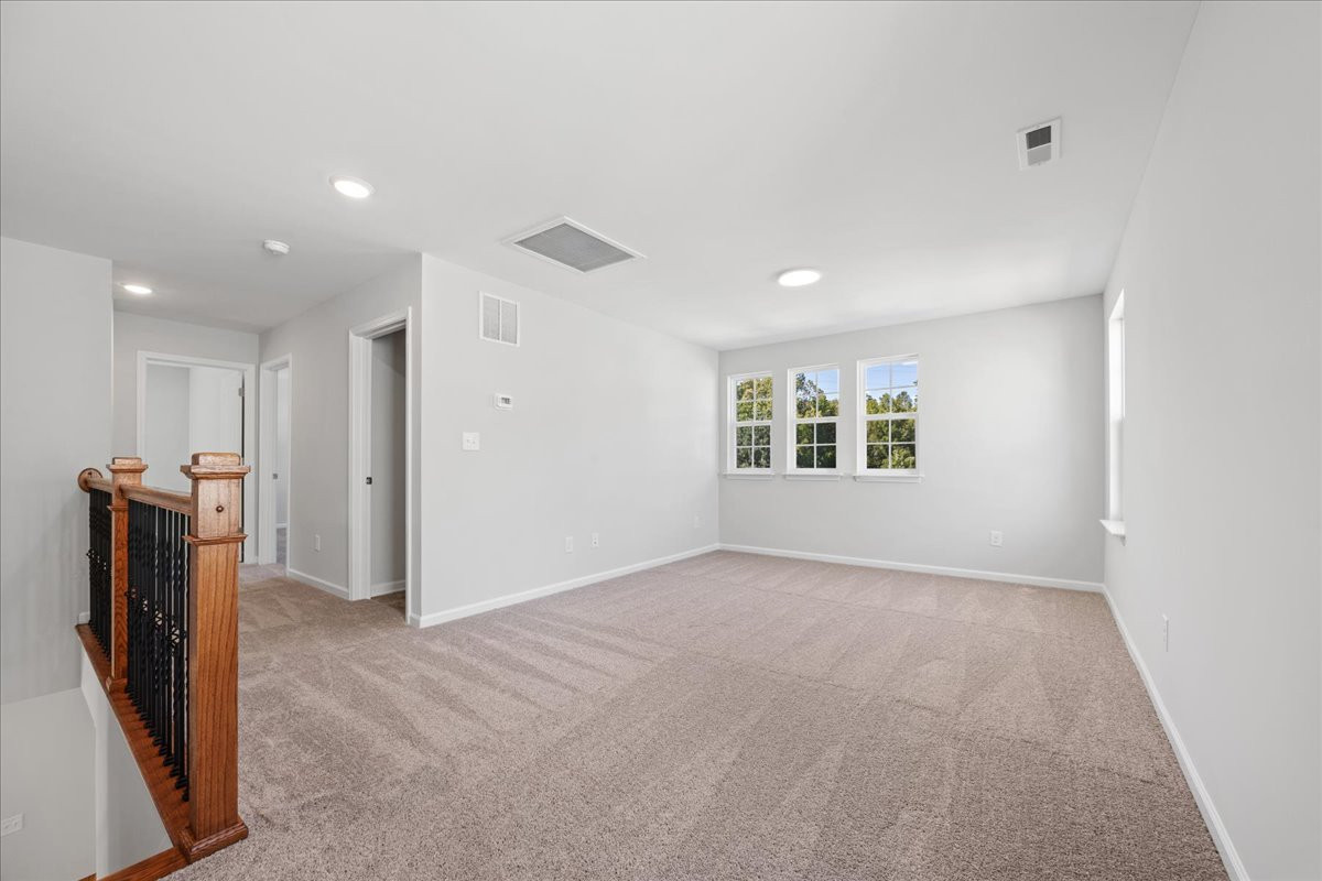 https://assets.windsorhomes.us/img/CCK_lot74_Cameron_elvD_4090_Stallion_St_loft_2.jpg