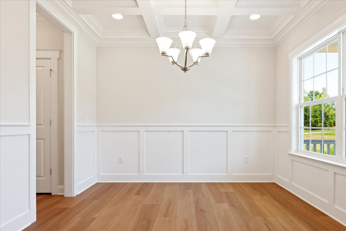 https://assets.windsorhomes.us/img/KL_lot75_Bailey_elvB_1403_Reading_Ct_dining_e.jpg