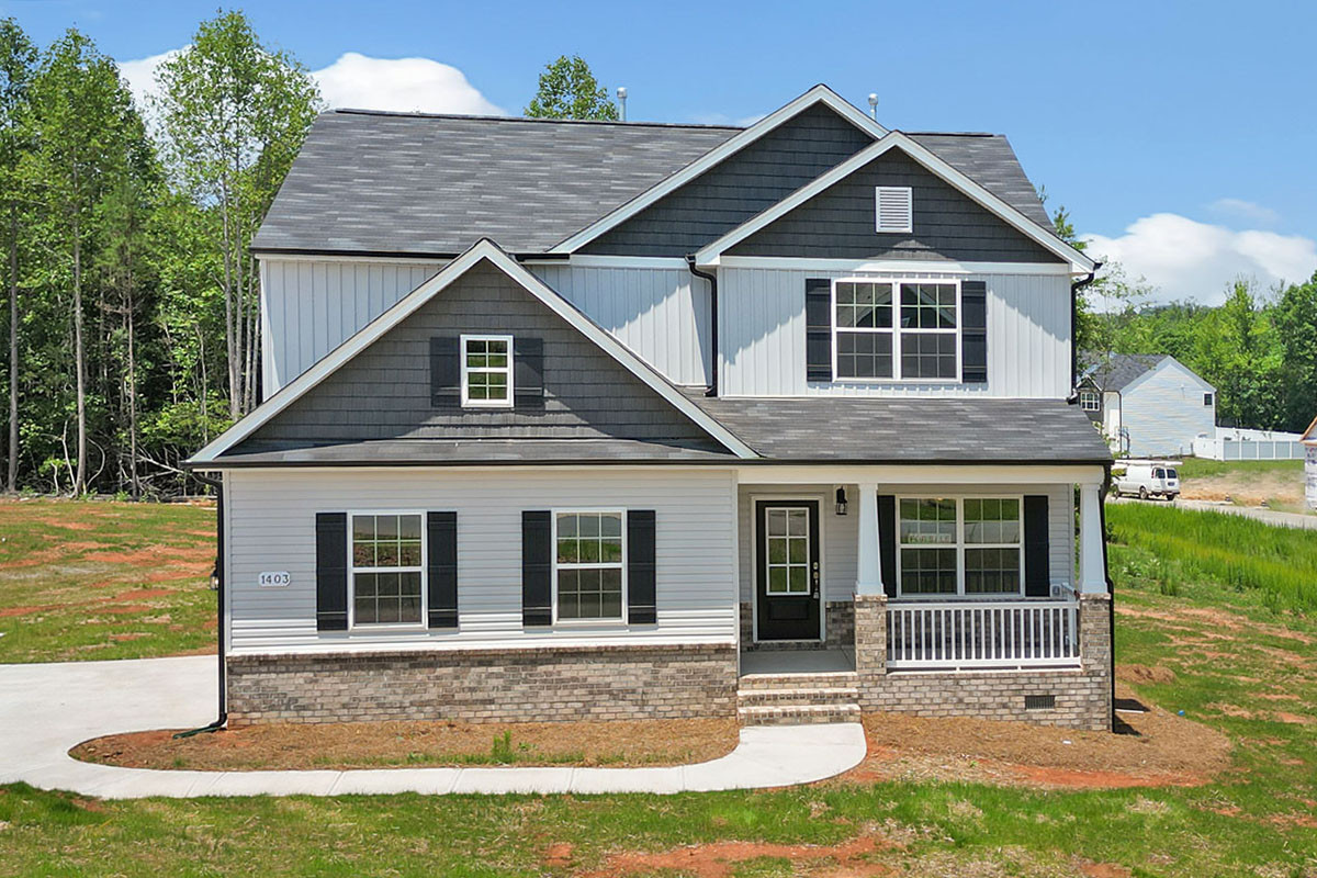 https://assets.windsorhomes.us/img/KL_lot75_Bailey_elvB_1403_Reading_Ct_exterior_full_front.jpg