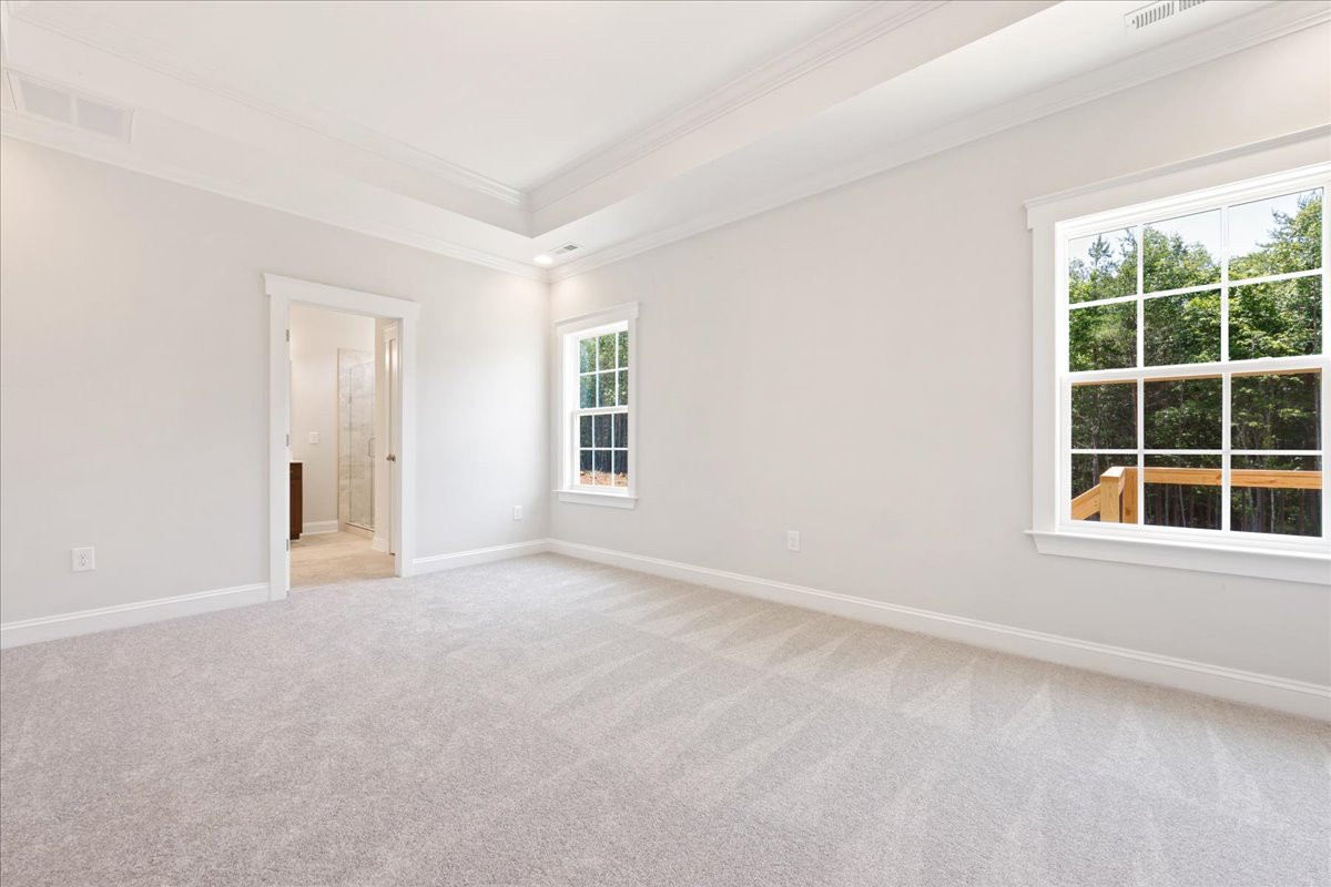https://assets.windsorhomes.us/img/KL_lot75_Bailey_elvB_1403_Reading_Ct_primary_bedroom.jpg