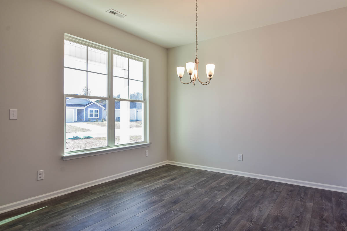 https://assets.windsorhomes.us/img/LC_lot59_Stoddard_C_313_Harbour_View_Drive-9.jpg