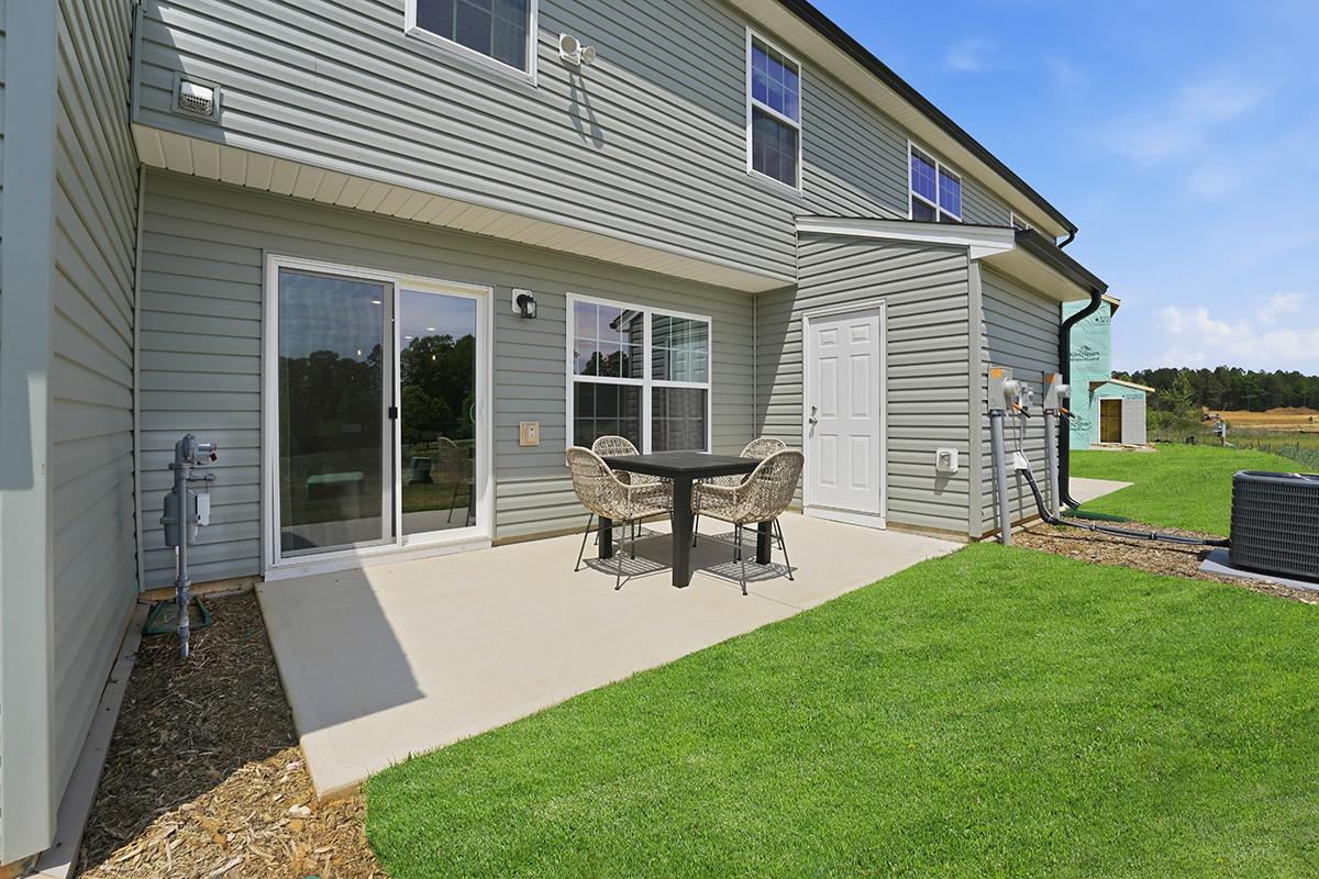 https://assets.windsorhomes.us/img/P_GSO_AMT_Pennsylvania_EXT_REA_3.jpg