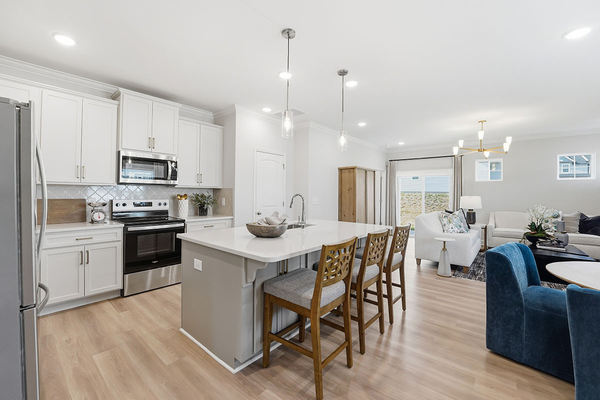 https://assets.windsorhomes.us/img/P_GSO_ODF_Columbus_INT_KIT_6.jpg