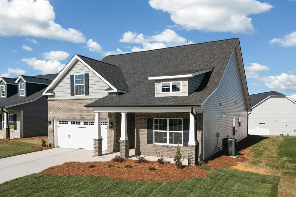 https://assets.windsorhomes.us/img/P_WH_MG_93_Cary_A_MIR_Exterior_2.jpg
