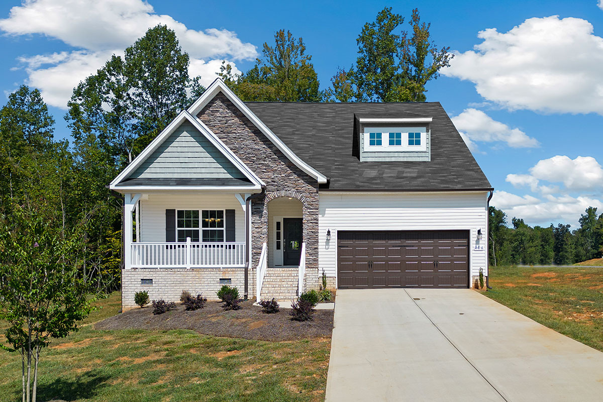 https://assets.windsorhomes.us/img/RFM_lot45_Cotswold_elvG_406_Stonewell_Court_exterior_full_front.jpg