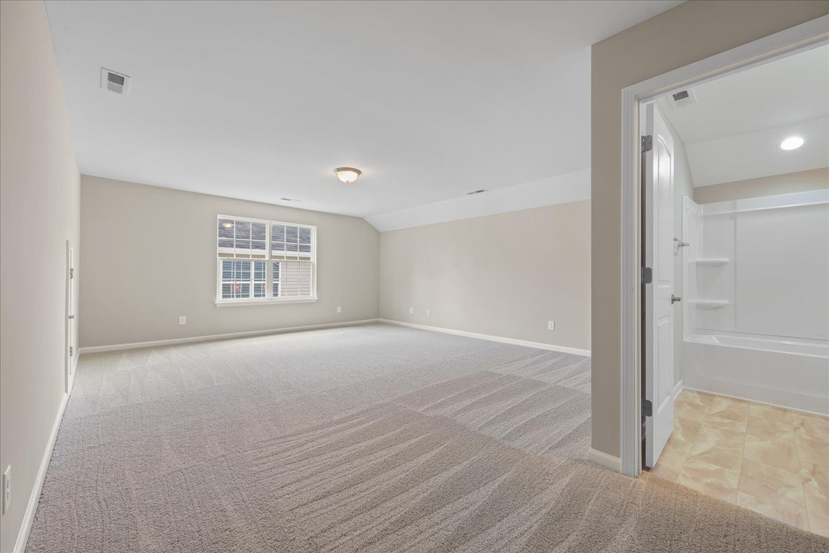 https://assets.windsorhomes.us/img/Somerser_B_CCK_lot88_4212_Canter_Creek_Lane_bonus.jpg