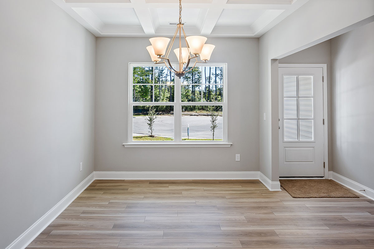 https://assets.windsorhomes.us/img/TT_lot74_Cameron_elvA_181_Portico_Ct_Dining_Foyer.jpg