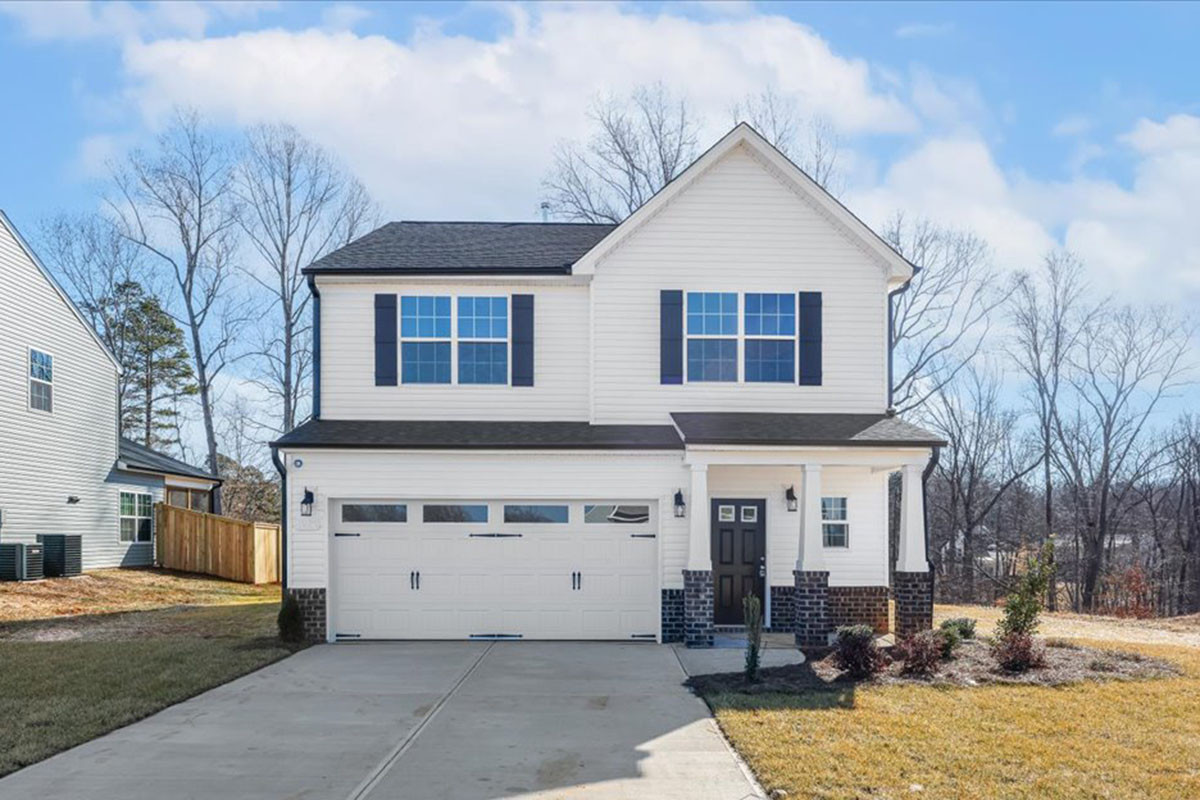 https://assets.windsorhomes.us/img/VR_lot11_Southport_elvA_1826_Parham_Drive_exterior_full_front_crop.jpg