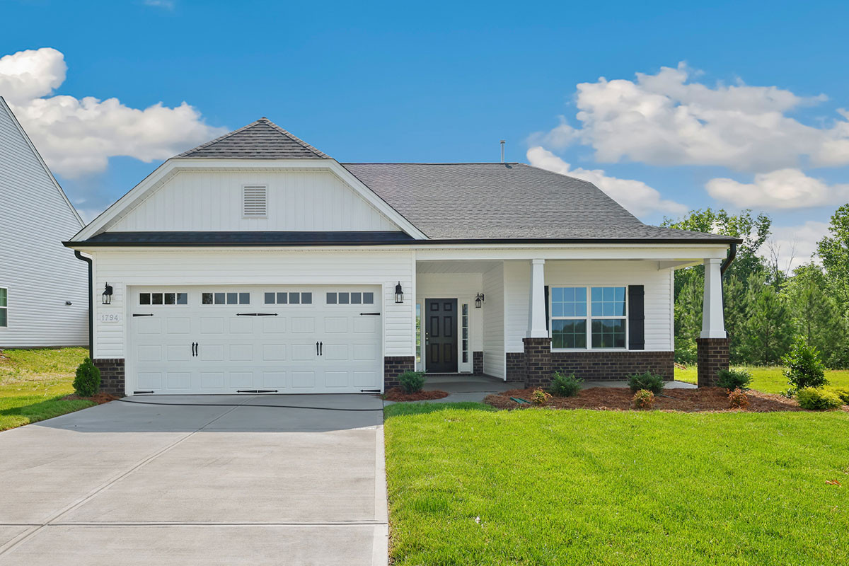 https://assets.windsorhomes.us/img/VR_lot3_Somerset_elvG_1794_Parham_Drive_exterior_full_front.jpg