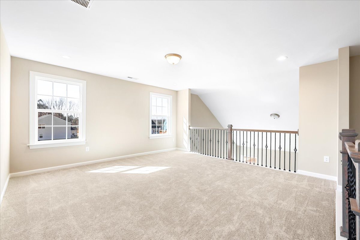 https://assets.windsorhomes.us/img/VR_lot88_Richmond_elvC_1815_Parham_Drive_loft.jpg