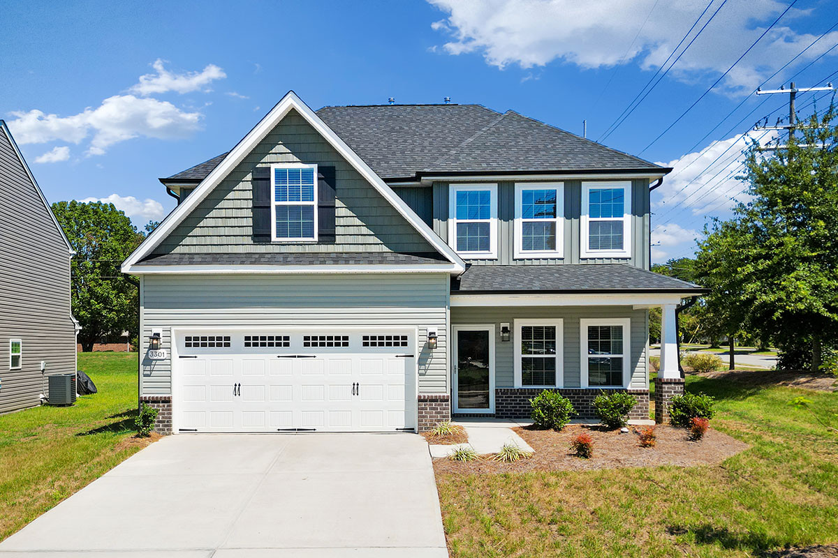 https://assets.windsorhomes.us/img/WP_lot1_Richmond_elvC_3301_Alyssa_Way_exterior_full_front.jpg